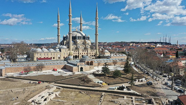Selimiye Camisi meydan düzenlemesi Ramazan Bayramı'nda tamamlanacak
