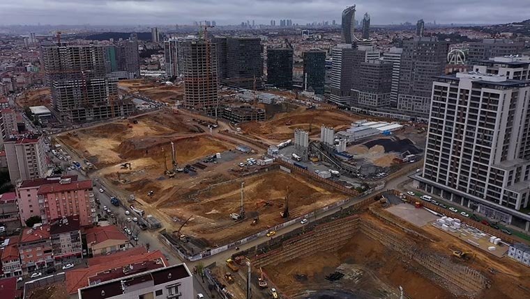 Fikirtepe'de çalışmalar hızla sürüyor