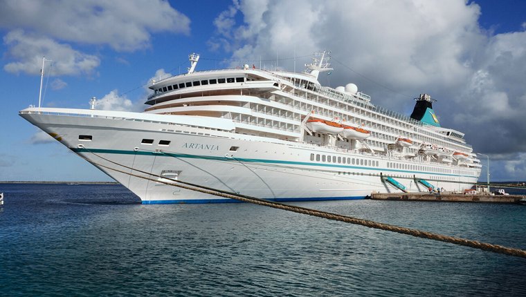 Bodrum'a sezonun ilk kruvaziyer gemisi yanaştı!