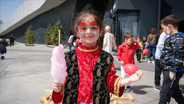 371 metrelik Çamlıca TV Kulesi'nde 23 Nisan şenliği!