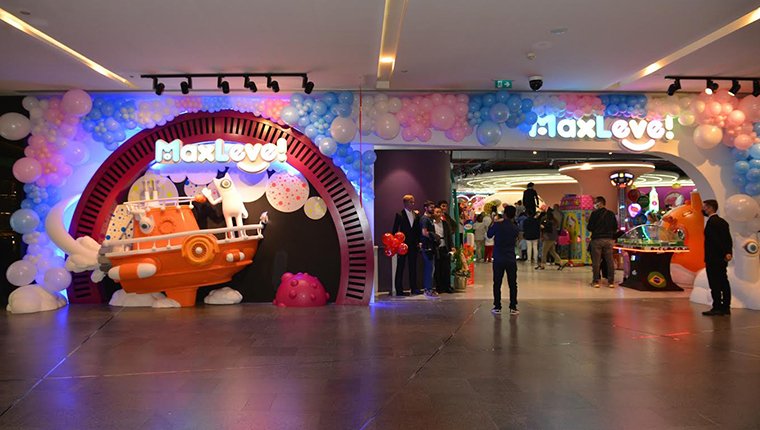 Max Level, 23 Nisan'da kapılarını açtı