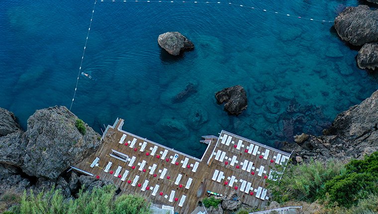 Antalya'nın 5 falez plajı Mavi Bayrak almaya hak kazandı