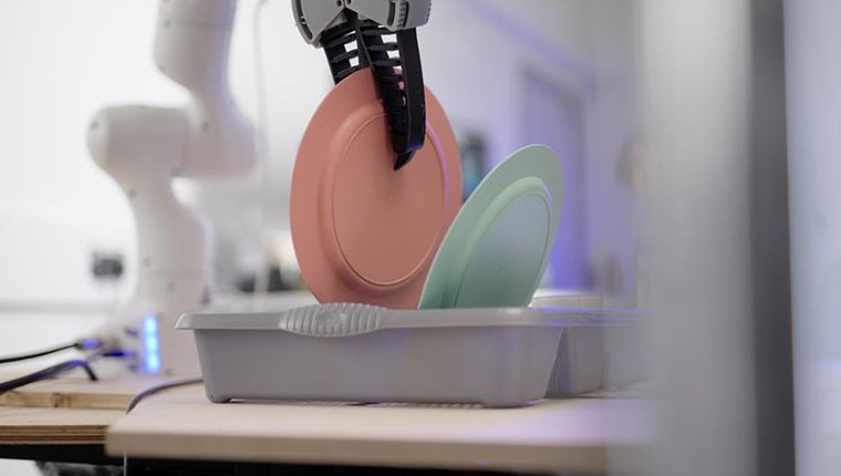 Dyson, yeni ev tipi robot prototipleri üzerinde çalışıyor