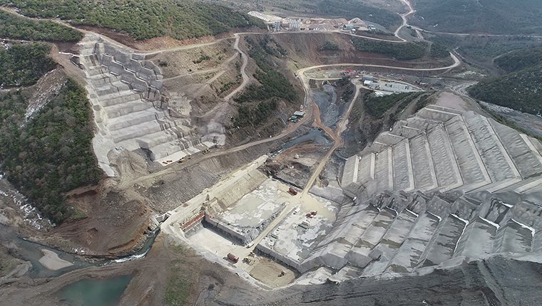 Bursa'daki Karacabey Gölecik Barajı'nın inşaatı devam ediyor