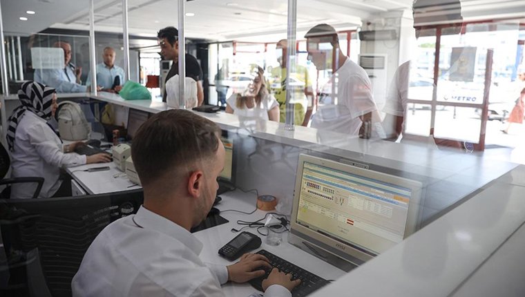 Otobüs firmaları bayram yoğunluğu nedeniyle rezervasyon almıyor