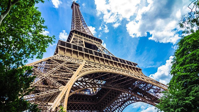 Eyfel Kulesi'nin tamamı paslandı!