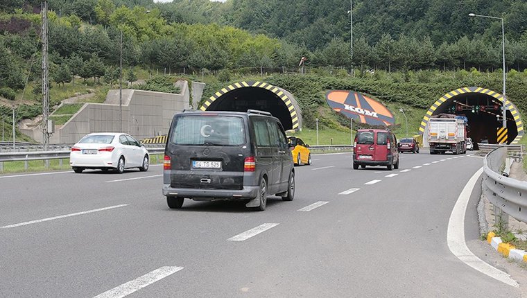 Anadolu Otoyolu'nun Bolu Dağı kesiminde ulaşım tek şeritten sağlanacak