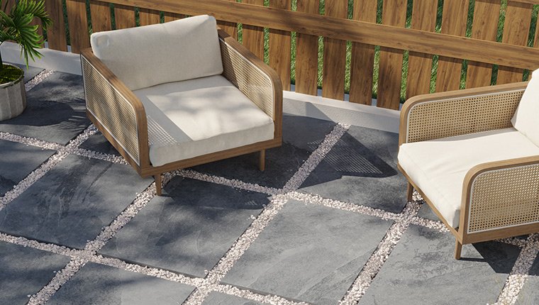 QUA Granite’in Vitoria Anthracite ürünü ile bahçeler yenileniyor