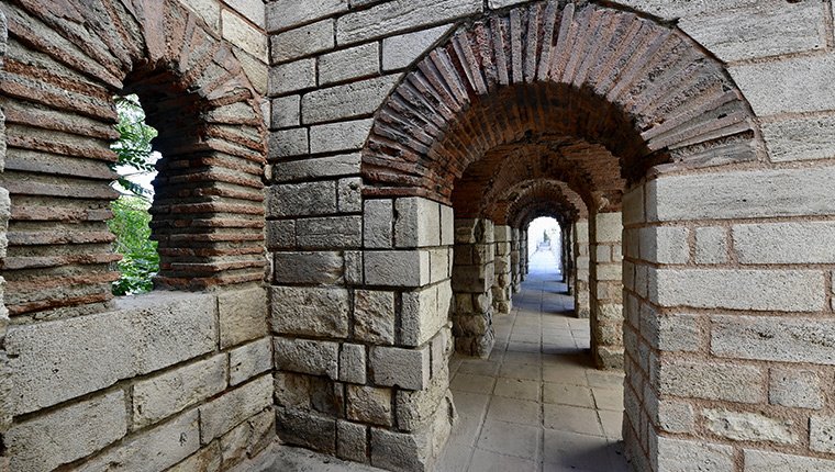 Mevlanakapı ve Silivrikapı Kara Surları Ziyaretçi Merkezleri açıldı