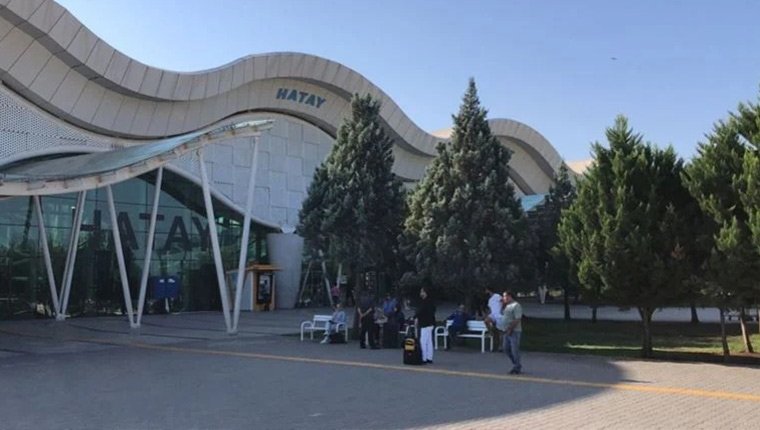 Hatay Havalimanı uçuş trafiğine yeniden açıldı
