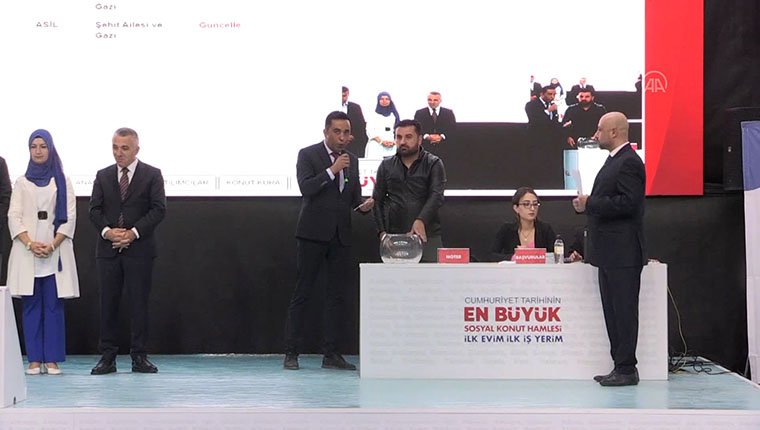 “İlk Evim, İlk İş Yerim” projesi kapsamında ilk kura çekimi Şırnak'ta yapıldı