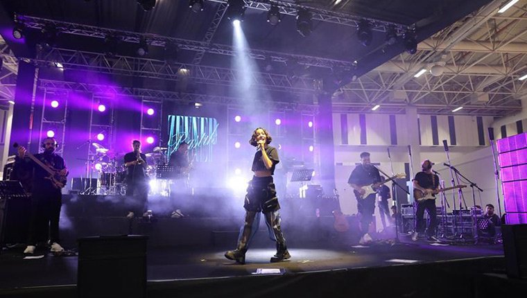 QUA Granite UNICERA fuarında ziyaretçilerini ağırladı