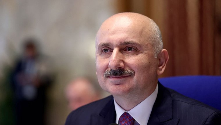 Bakan Karaismailoğlu: "55 günde 12 büyük eseri hizmete sunduk"