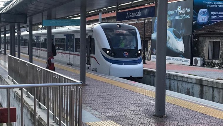 Bakanlıktan İZBAN açıklaması! 2,8 milyar dolarlık yatırım yapıldı!