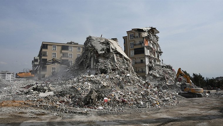 Depremlerde yıkılan binalarla ilgili kusuru bulunan 768 şüpheli hakkında işlem yapıldı