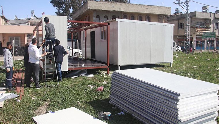 Depremler Adana'da konteyner evlere talebi artırdı