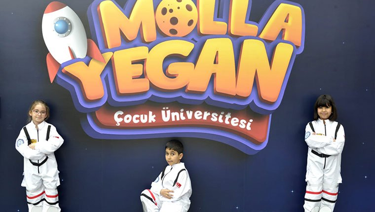 Bursa'daki 6 asırlık medrese bilim meraklılarını ağırlamaya başladı