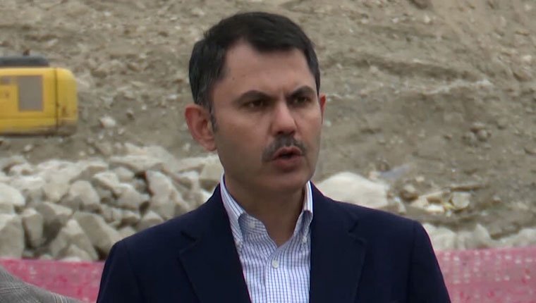 Bakan Kurum: "32 bin konuttan 20 bininin temellerini 11 ilimizde eş zamanlı atacağız"