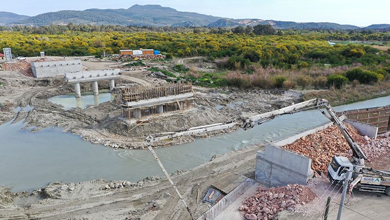 Patara Köprüsü'nün nisanda bitirilmesi planlanıyor