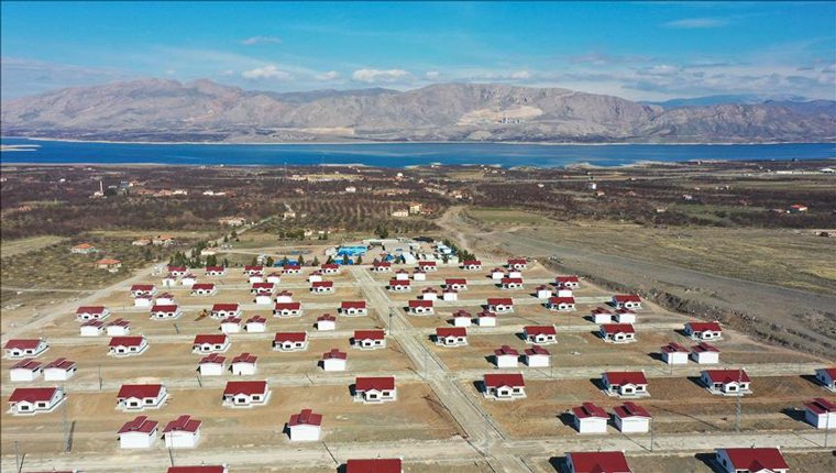 Dorçe Prefabrik günde 230 yaşam konteyneri üretiyor!