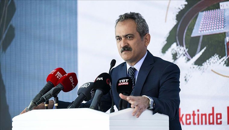 Bakan Özer: Deprem bölgesinde 40 bin öğretmenimiz çalıştı!