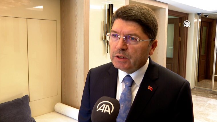 Bakan Tunç: "Bir yıl süreyle konut kiralarında kira artışı yüzde 25 üst sınır olarak uygulanacak"