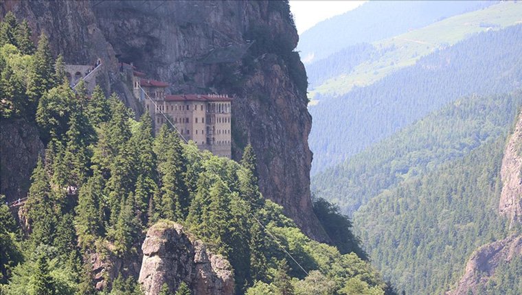 Sümela Manastırı bayramda 38 bin 252 ziyaretçiyi ağırladı!