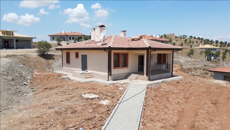"Yerinde Dönüşüm" ile kendi evini yapacaklara hibe ve faizsiz kredi