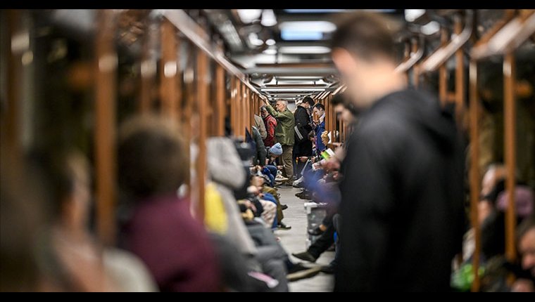 Dünya nüfusu 8 milyarı geçti!