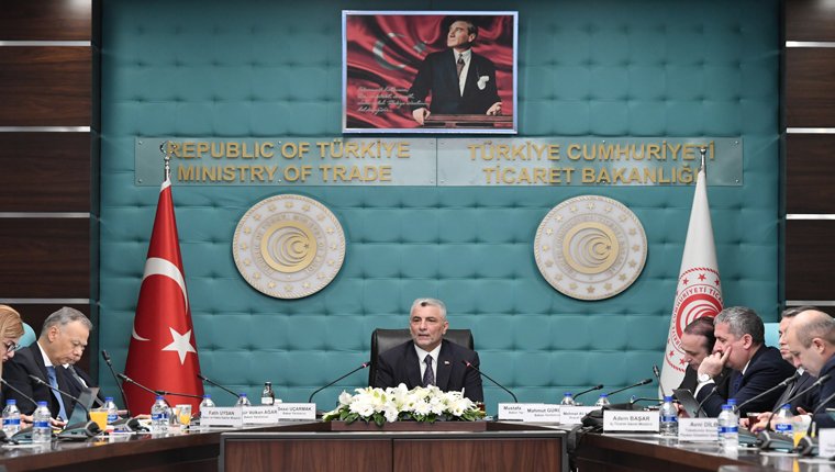 Ticaret Bakanı Bolat'dan ekonomiye ilişkin açıklama!