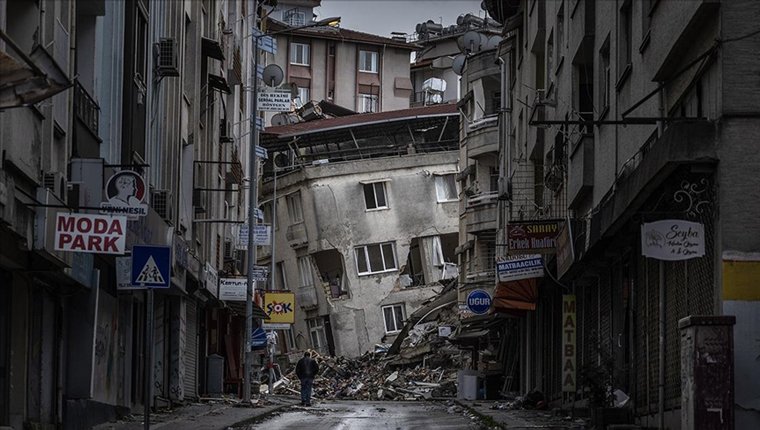 Riskli konutlar için güçlendirme veya dönüşümde geç kalmayın çağrısı