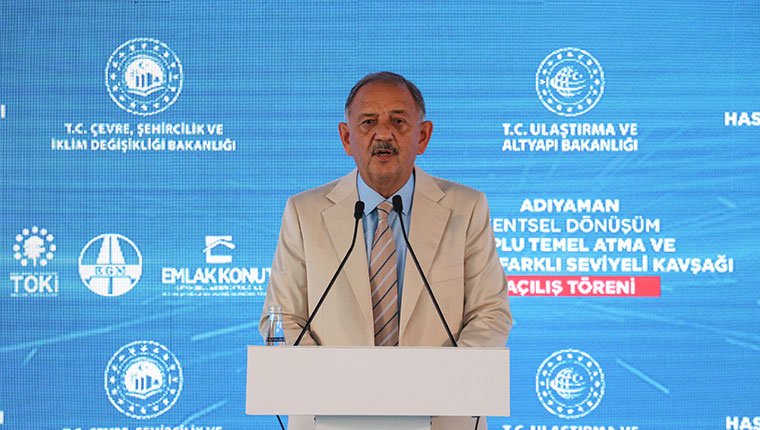 Bakan Özhaseki: "190 bin civarında konutun ihalesini yaptık"