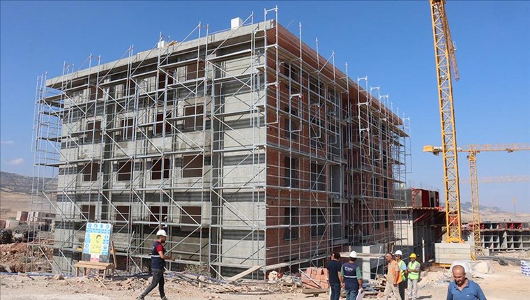 Adıyaman'da kalıcı deprem konutlarının yapımı sürüyor!