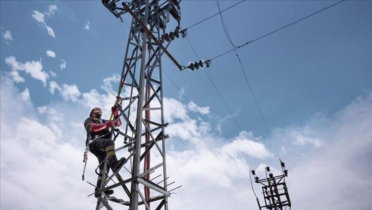 Toroslar EDAŞ, elektrik dağıtım yatırımlarında zirvedeki yerini korudu