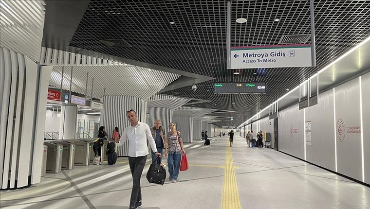Pendik-Sabiha Gökçen Metrosu 9 milyon yolcuya hizmet verdi!