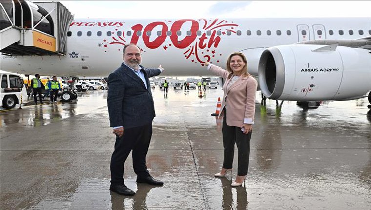 Pegasus, 100. uçağı "Cumhuriyet"i teslim aldı!