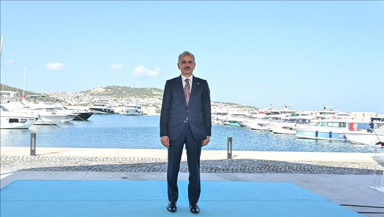 Yeni Foça Yat Limanı hizmete açıldı!