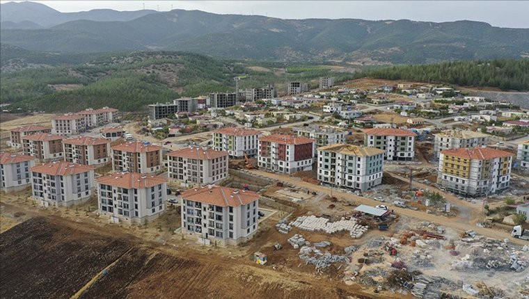 Gaziantep'te yıl sonuna kadar 10 bin 350 kalıcı konut teslim edilecek!