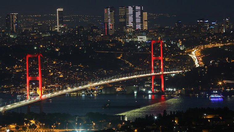 15 Temmuz Şehitler Köprüsü'nden 2,5 milyar araç geçti!