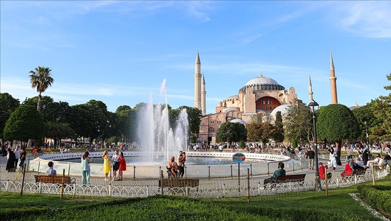 Türkiye’yi ocak-eylül döneminde 45,2 milyon kişi ziyaret etti!