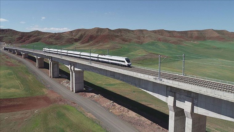 Demir yolları afetlere karşı erken uyarı sistemleriyle donatılıyor!