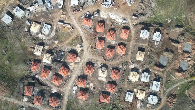 Şanlıurfa'da depremzedeler için yapılan köy konutları yükseliyor!