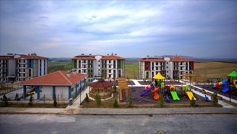 Osmaniye'de 3 bin 875 kalıcı deprem konutunun yapımı sürüyor!