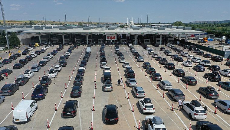 Sınır kapılarından giriş-çıkış yapan araç sayısı 5 yılda 39 milyonu aştı!