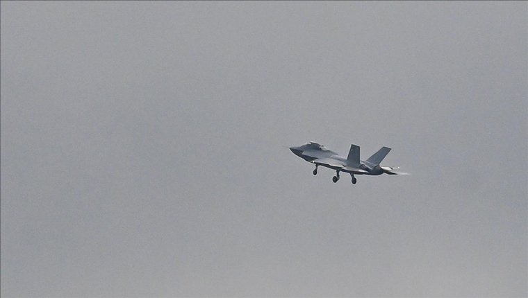 Milli uçak KAAN, ilk uçuşunu yaptı!