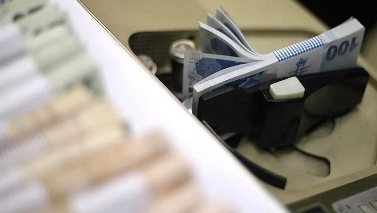 Bankacılık sektörünün kredi hacmi 12 trilyon 711 milyar lira oldu!
