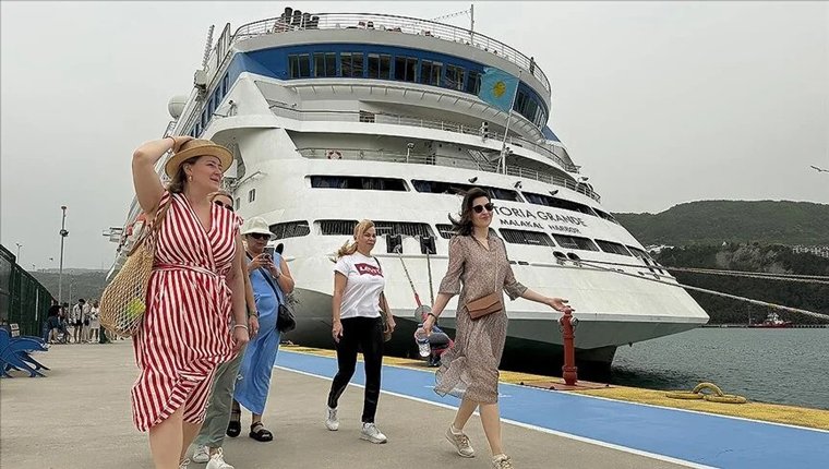 Astoria Grande Amasra’ya yanaştı!