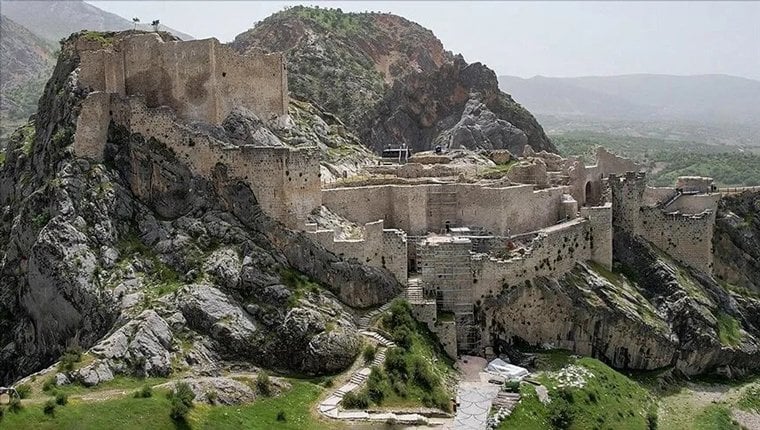 Kahta Kalesi'nin restorasyonu bitiyor!