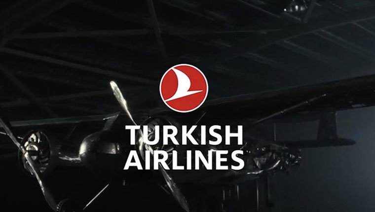 THY'den 91. kuruluş yıl dönümü için özel uçak heykeli