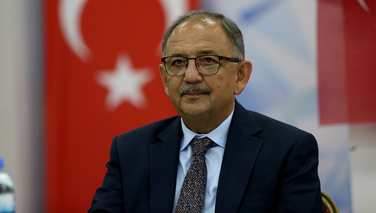 Bakan Özhaseki'den Küçükçekmece'de çöken bina açıklaması